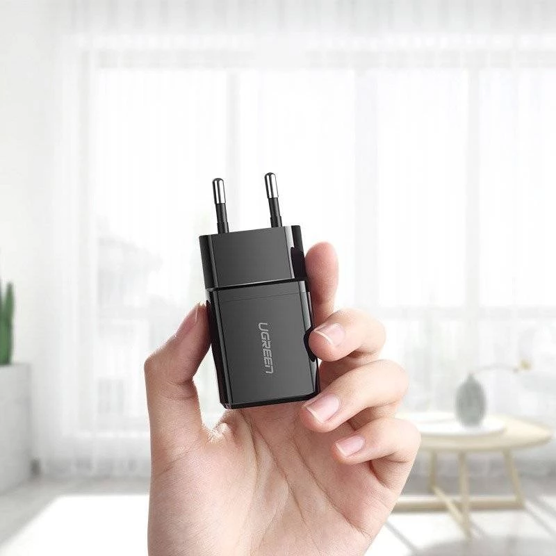 Ugreen 2.1A USB tinklo įkroviklis (juodas)