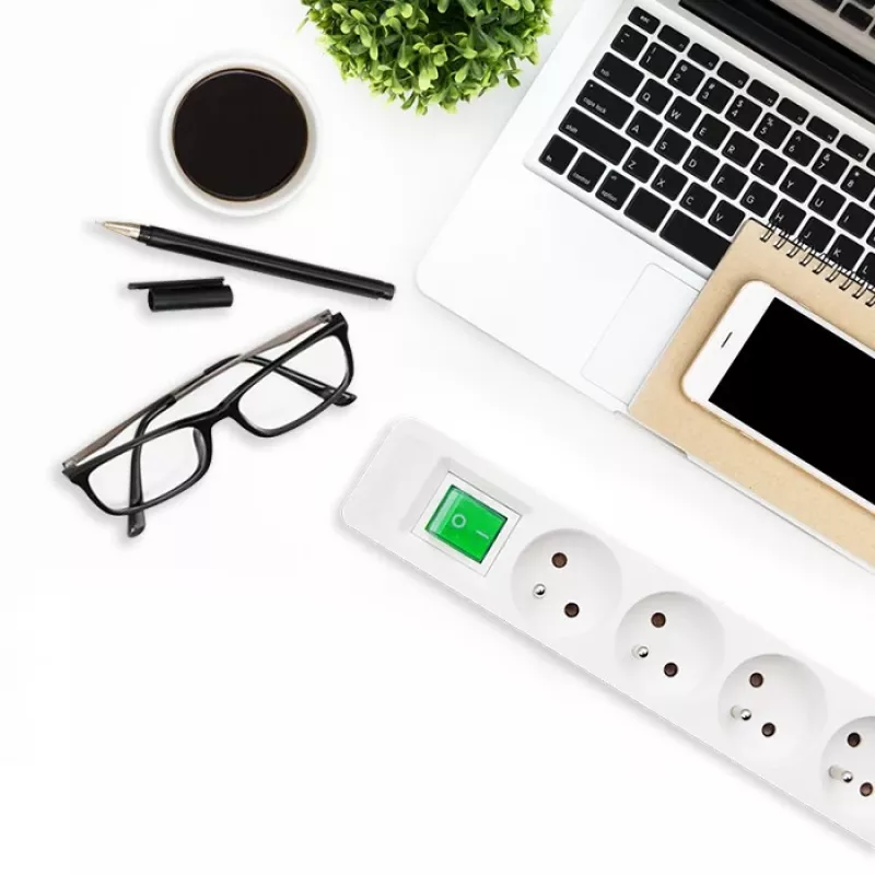 Power Extension Qoltec 50288 1.8m 4 AC Outlets Indoor White