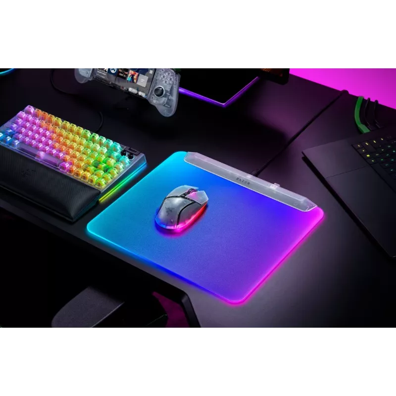 Žaidimų pelės kilimėlis Razer Firefly V2 Pro White — RGB apšviestas, maitinamas USB, neslystanti bazė