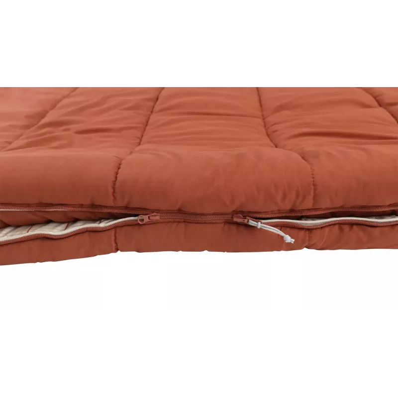 Miegmaišis Outwell 230501 — suaugusiems, pusiau stačiakampis, poliesteris, 2350×900 mm, naudotojams iki 200 cm, raudonas