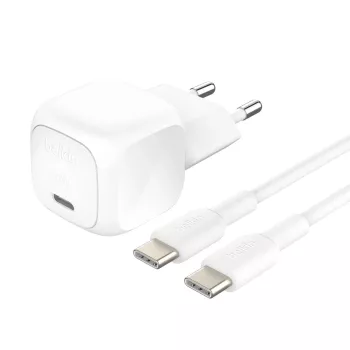 USB-C įkroviklis Belkin BOOSTCHARGE WCA009KQ1MWH-B6 20W PD PPS — kompaktiškas maitinimo adapteris