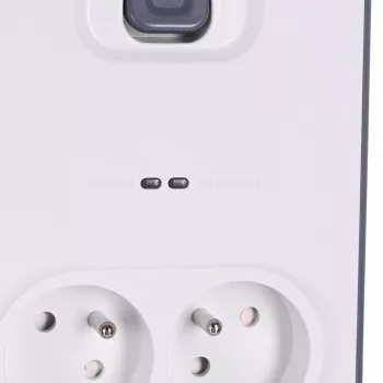 Apsauga nuo viršįtampių Belkin BSV804ca2M Balta 8 kintamosios srovės lizdai 2 m