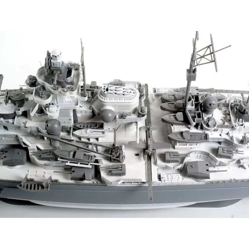 Plastikinis laivo modelis REVELL Tirpitz mastelis 1:350