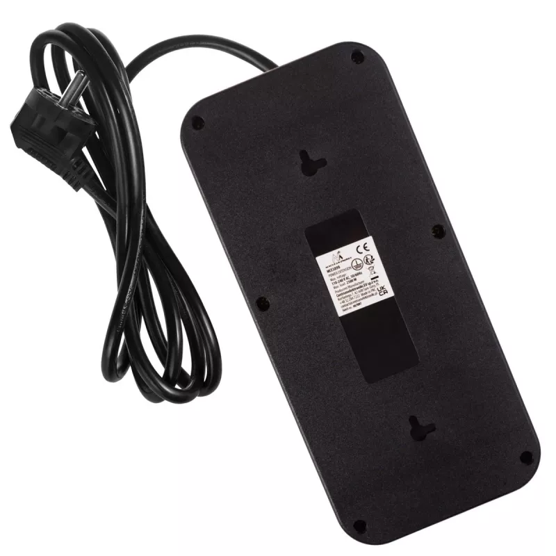 Maitinimo lizdų blokas MACLEAN MCE389 B — 6 lizdai, 4×USB-A + 1×USB-C, 110–240V, 2.1A, 2500W, 1.5 m laidas, juodas