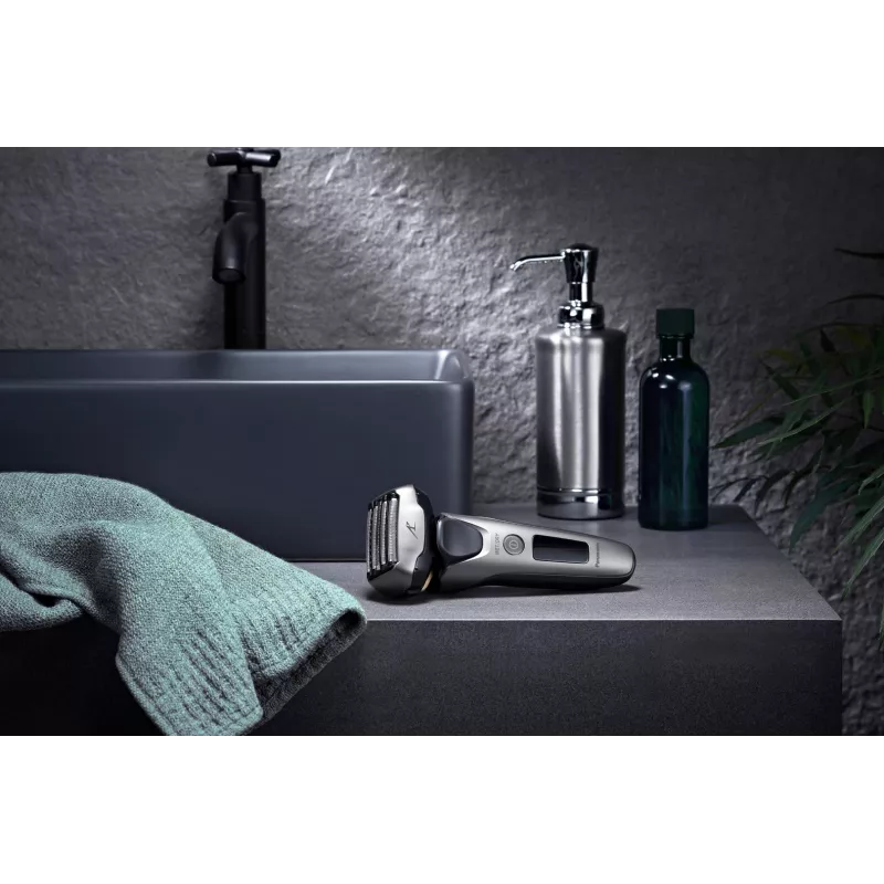 Foil shaver Panasonic ES-LV69 Juoda Sidabrinė Stainless steel Lithium-Ion
