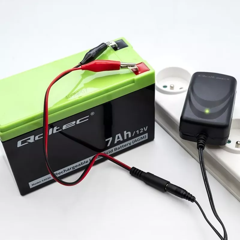 Baterijų įkroviklis QOLTEC Charger for AGM GEL STD 12V 1.5A