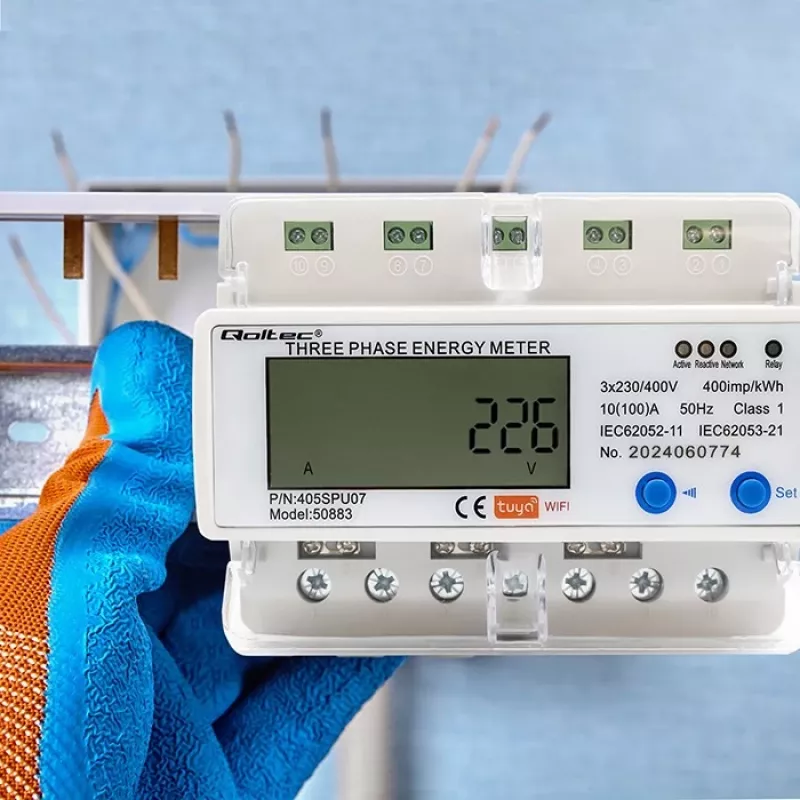 Trifazis energijos skaitiklis QOLTEC 50883 Wi‑Fi 400V su LCD ekranu