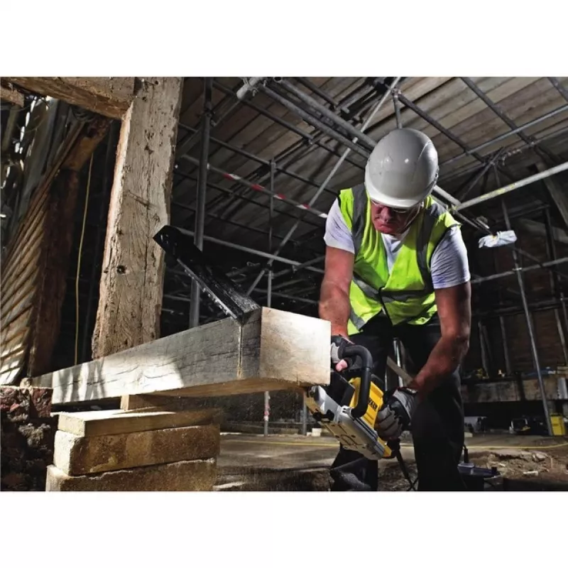 DeWALT DWE397 aligatorinis pjūklas