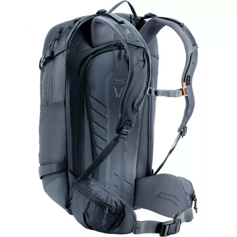 Kuprinė DEUTER Freerider Pro 34+ — techninė freeride slidžių žygiams skirta kuprinė, 34 L, juoda, šalmo laikiklis, klubų diržas