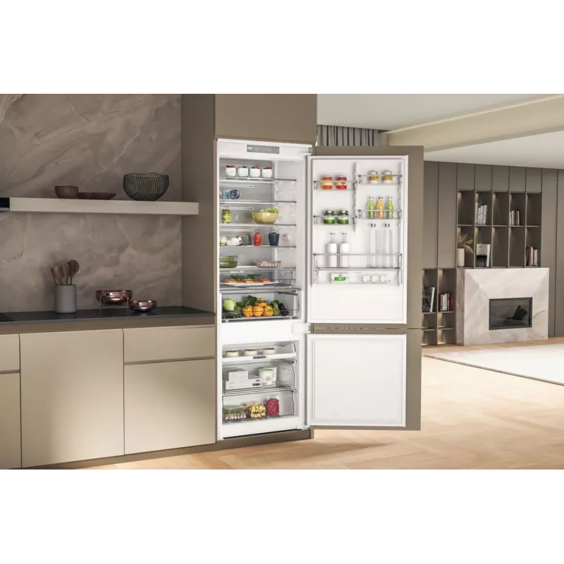 WHIRLPOOL įmontuojamas šaldytuvas WH SP70 T121, plotis 69 cm, aukštis 193,5 cm, energijos klasė E, No Frost