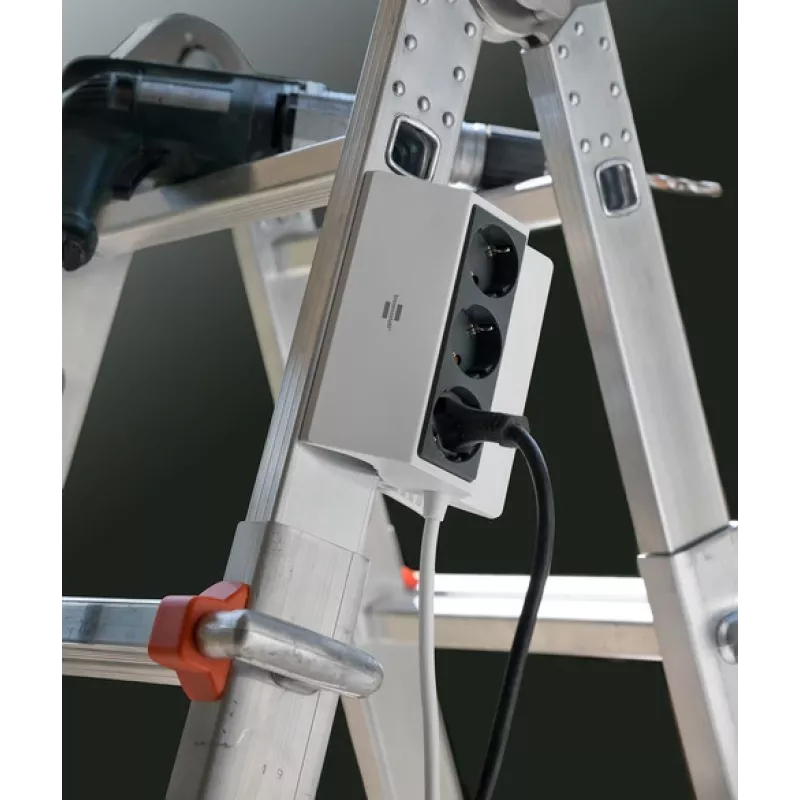 Brennenstuhl 1150070, 3 m, 3 kintamosios srovės išėjimai, vidaus, IP20, antracito, Balta, 16 A
