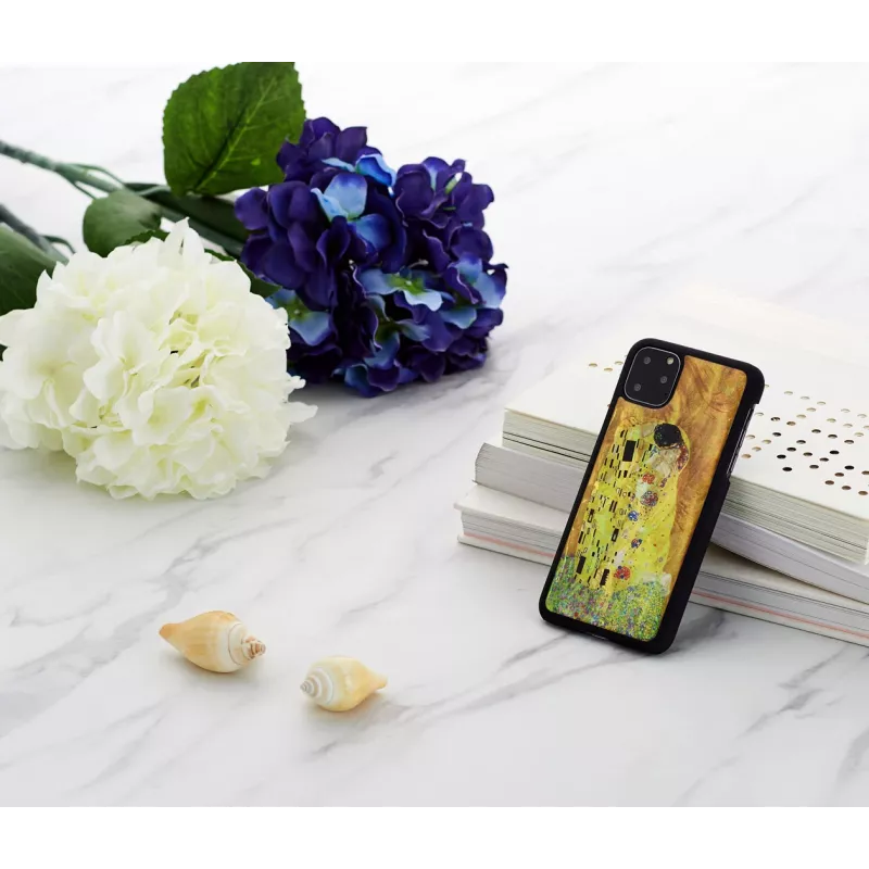 Išmaniojo telefono dėklas iKins, skirtas iPhone 11 Pro Max — juodas bučinio dizainas, apsauginis dangtelis