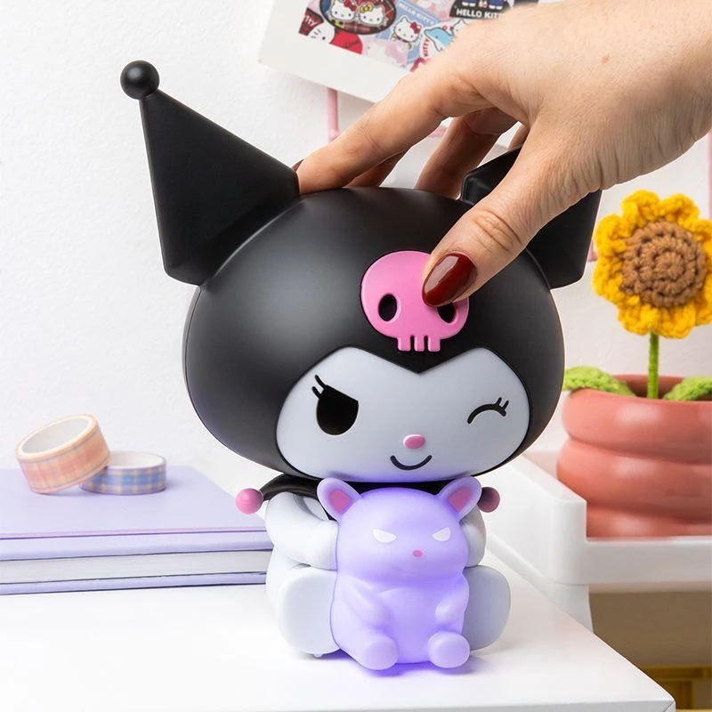 Stalinis naktinis šviestuvas Paladone Hello Kitty Kuromi GloBuddies naktinis šviestuvas modelis PP14396KUR