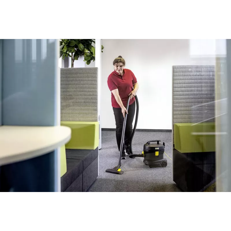 Dulkių siurblys | KARCHER | Įėjimo galia 850 W | Dulkių talpa 11 L | Statinės tipo siurblys | Valymo tipas Sausas | Dulkių talpykla Dulkių maišelis | Spalva Juoda | 1.527-222.0