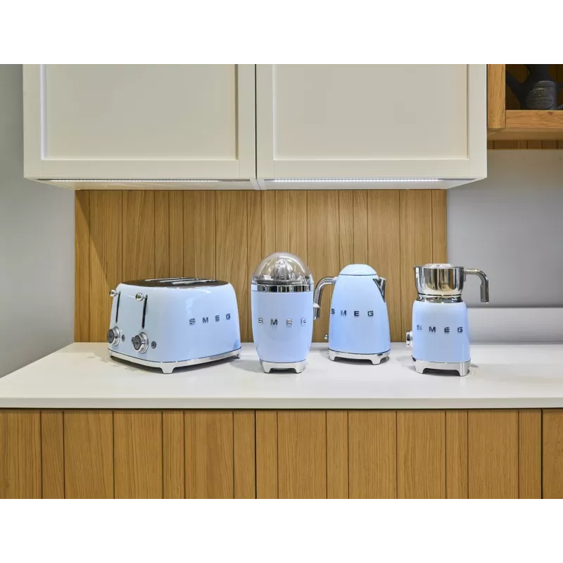 Smeg 50's Style TSF03PBEU skrudintuvas pastelinės mėlynos spalvos