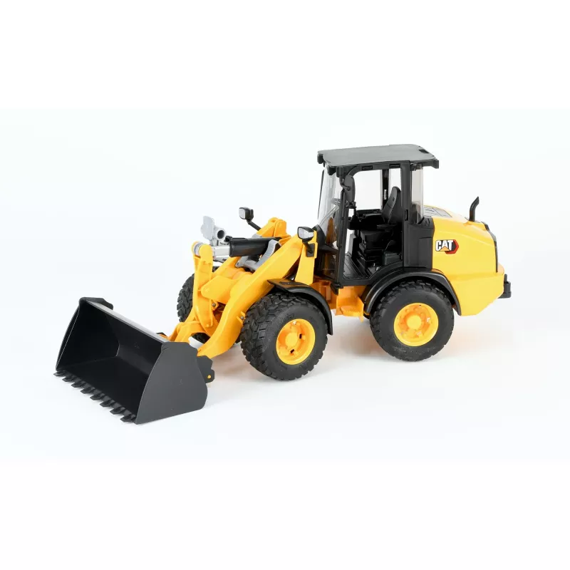Kompaktiškas lankstus ratinis krautuvas BRUDER BR-02485 1:16 mastelio modelis, metalinis žaidimų automobilis