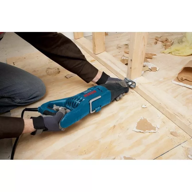 Bosch GSA 1100 E Professional 2700 spm 1100 W juoda, mėlyna, raudona