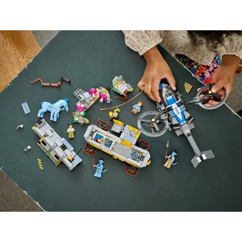 LEGO Avatar Plaukiojantys kalnai: 26 vieta ir RDA Samson rinkinys 75573, įvairių spalvų