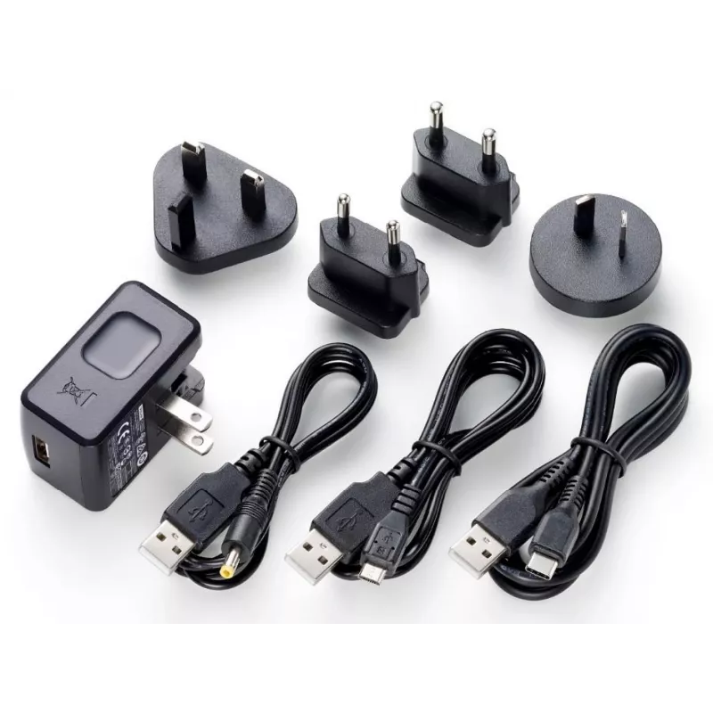 Maitinimo adapteris Tascam PS-P520U, vidaus universalus 100–240 V į 5 V 2 A, bendraašis/Micro-USB/USB-C, juodas