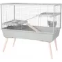 Triušio narvas ZOLUX Neolife 100 žalias — medinis narv vidaus patalpoms, 990×540×920 mm, 15 mm atstumas tarp virbų, kopėčios, 9 kg