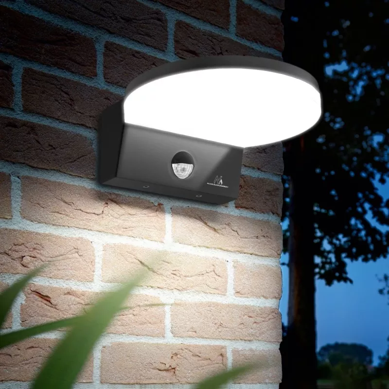 LED lempa su prieblandos jutikliu MACLEAN MCE344B — integruotas prieblandos jutiklis, energiją taupantis LED apšvietimas