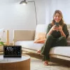 Išmanusis garsiakalbis MANTA MTO200B Windy Juoda — belaidis garso perdavimas per Bluetooth ir Wi‑Fi, su balso asistento palaikymu
