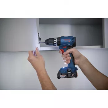 Akumuliatorinis gręžtuvas-suktuvas Bosch GSB 18 V — 18 V, 4 Ah ličio jonų, 45 N·m, 500/1900 aps./min., 35 mm mediena, 10 mm plienas, 2 baterijos, įkroviklis, dėklas