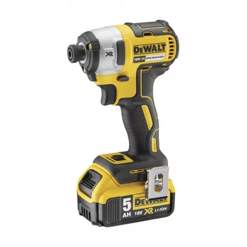 Smūginis suktuvas DeWALT DCF887P2-QW 1/4 colio pavara, 18V Li‑Ion 5Ah, 205 N·m, 3250 RPM, 2 baterijos, įkroviklis, dėklas