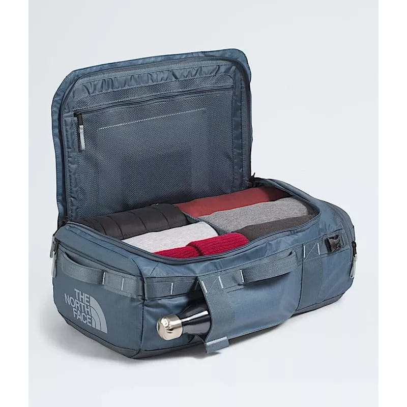 Kelioninis krepšys The North Face Base Camp Voyager Duffel 32L - pilka / šerkšno pilka