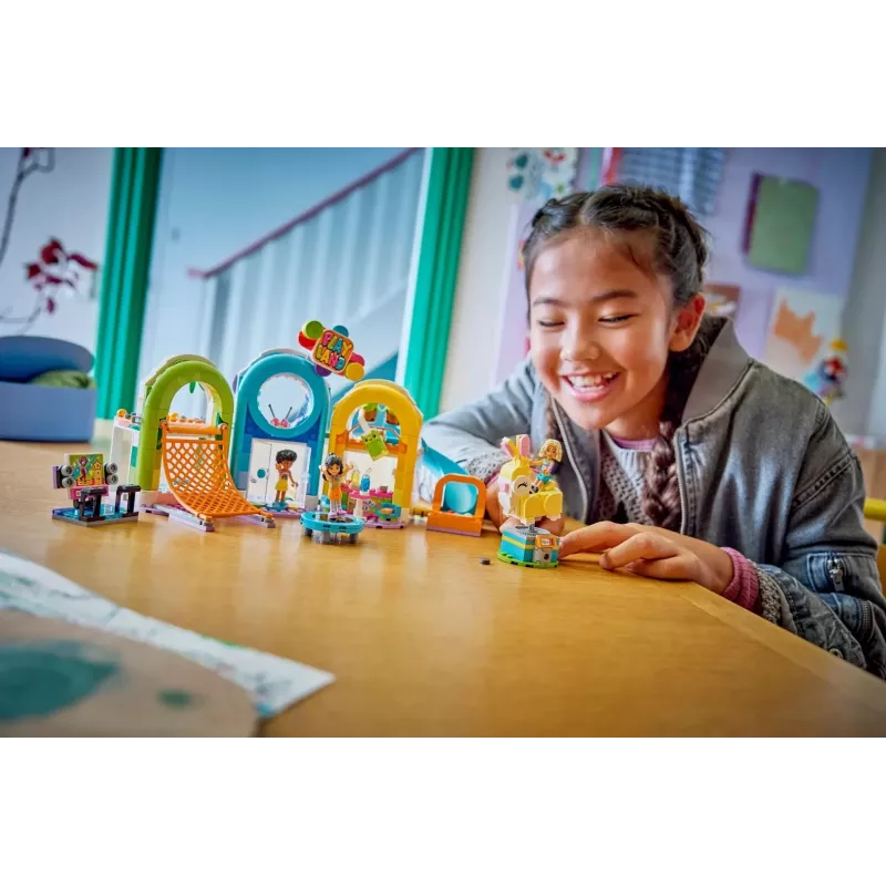 LEGO FRIENDS 42686 Smagus vidaus žaidimų aikštelė