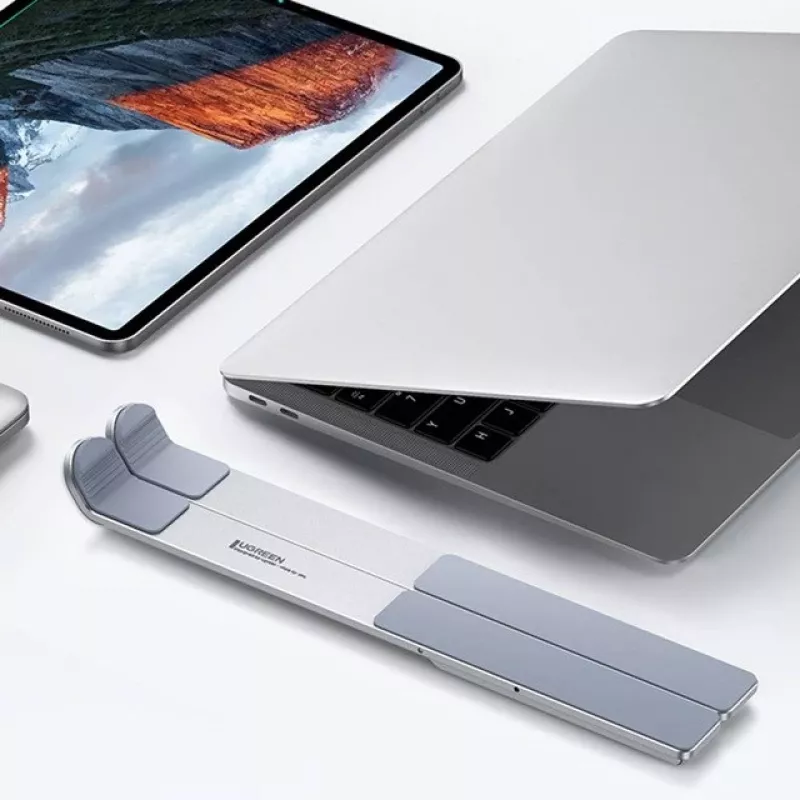Laptop stovas UGREEN LP451 reguliuojamas aliuminio lydinio 8–17 colių nešiojamiesiems kompiuteriams, 5 padėtys, sidabrinis
