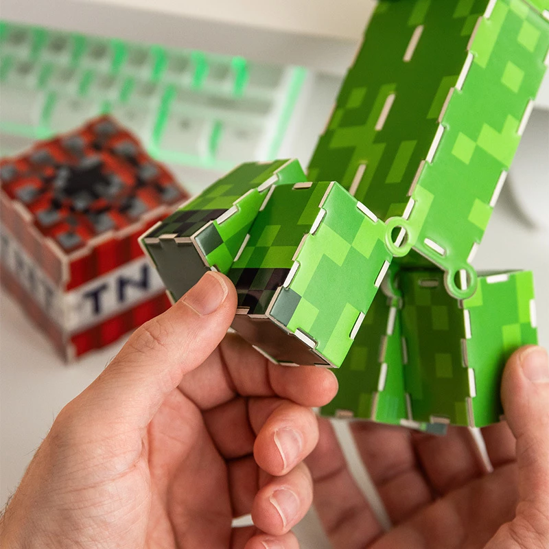 Konstravimo rinkinys Paladone Minecraft Creeper – surenkama Creeper figūrėlė