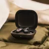 Į ausis įdedamos belaidės ausinės Apple Powerbeats Fit — IPX4 atsparios vandeniui, ANC, Bluetooth Class 1, 7 val. atkūrimo (30 val. su dėklu), lietimui jautrūs valdikliai, juodos