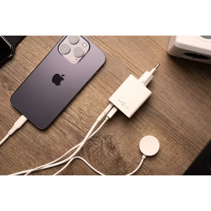 Kelioninis įkroviklis FIXED Fixed Mini USB-C/USB 45W — kompaktiškas dviejų prievadų įkroviklis su USB-C ir USB-A