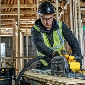 DEWALT DCS520T2 nešiojamasis diskinis pjūklas 54V 2x XR FLEXVOLT 6Ah TSTAK juoda, geltona