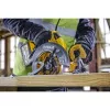Nešiojamasis diskinis pjūklas DeWalt DCS578NT — belaidis rankinis pjūklas, 1 vnt.