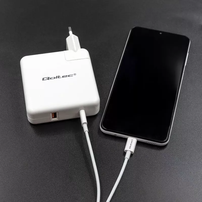 Qoltec GaN Charger FAST 108W | 5-20V | 3-4.7A | USB C | Balta