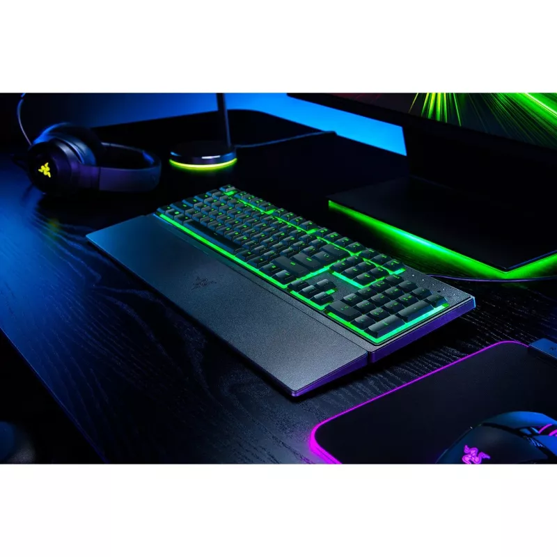 Žaidimų klaviatūra Razer Ornata V3 X pilno dydžio USB, membraniniai jungikliai, RGB LED apšvietimas, riešo atrama, 1000 Hz apklausos dažnis, juoda