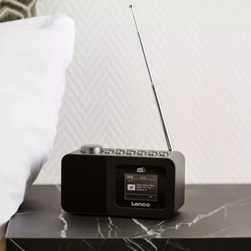 Stalinis radijas Lenco CR-625BK — FM/AM imtuvas su Bluetooth, juodas