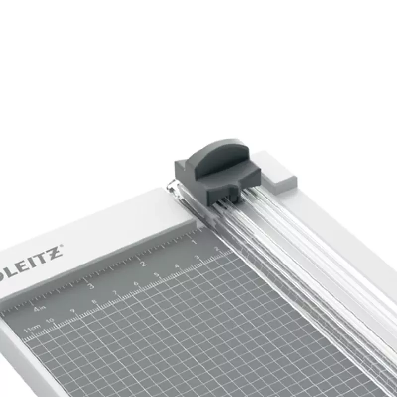Leitz Precision Home popieriaus pjaustyklė A4, 8 lapams