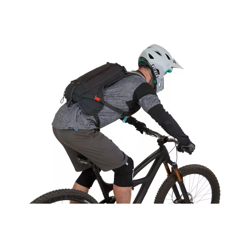 Thule 3796 Rail hidratacijos kuprinė 8L Covert