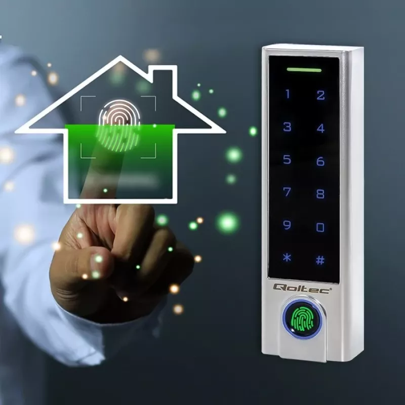 Qoltec 52448 kodinis užraktas TITAN su pirštų atspaudų skaitytuvu | RFID | BT 4.0 | Kodas | Kortelė | raktų pakabukas | durų skambutis | IP68 | EM