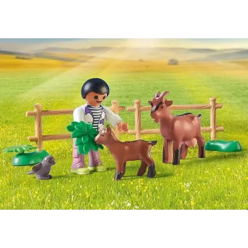 Playmobil 71442 Country: Traktorius su priekaba ir vandens cisterna Šviežias derlius ūkyje Mokymasis apie aplinką Smagus vaizduotės žaidimas