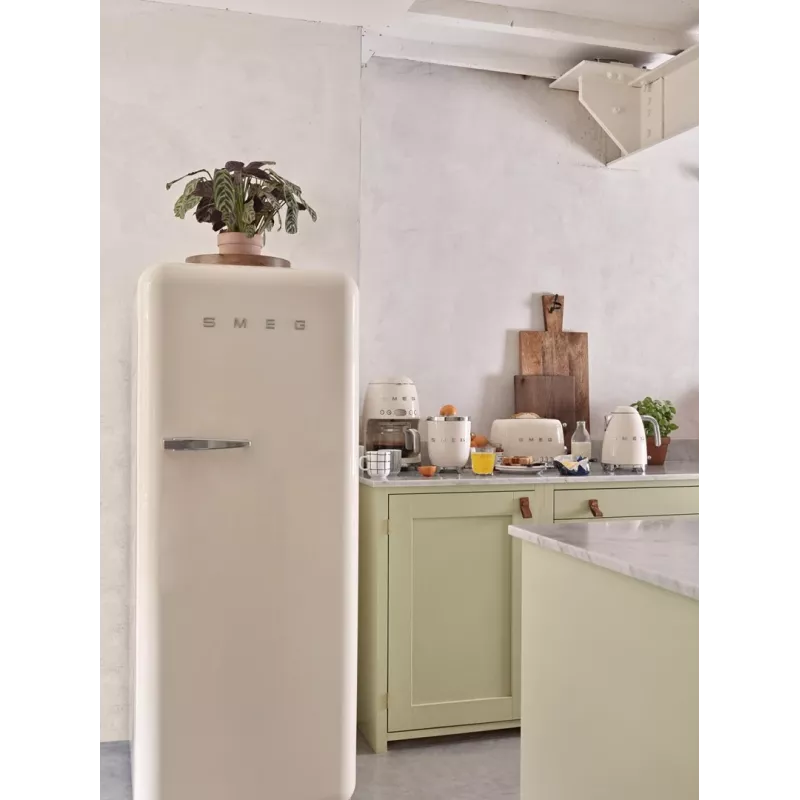 Elektrinis virdulys Smeg 1.7L 2400W Cream
