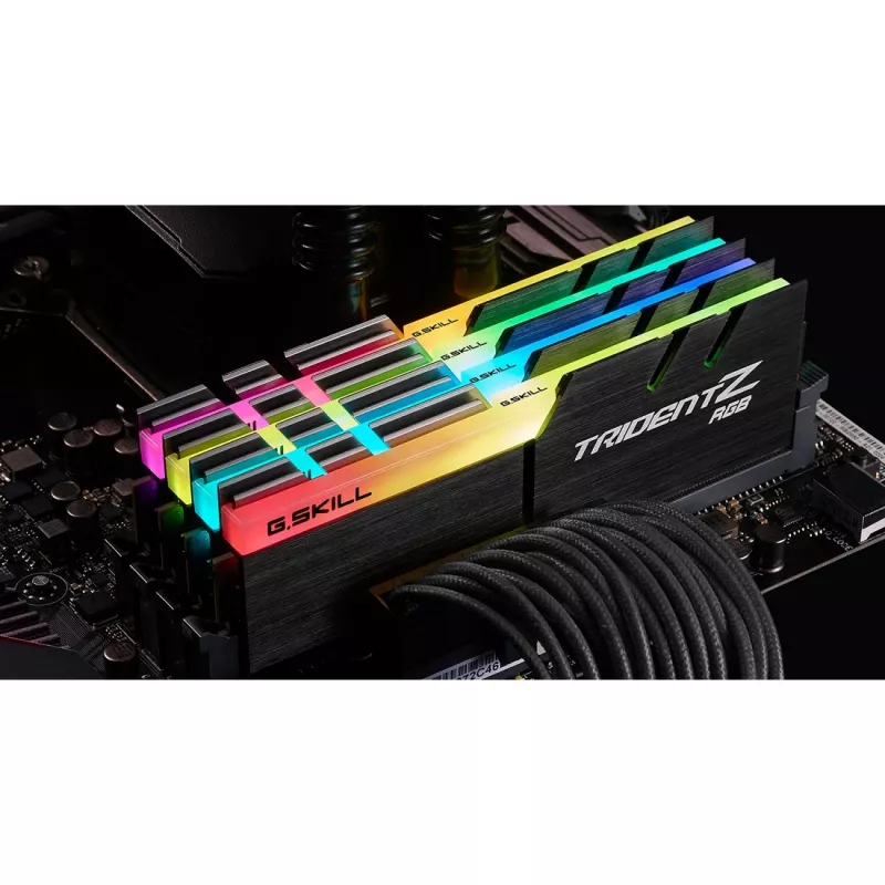 DIMM 32 GB DDR4-3600 (4x 8 GB) Quad-Kit, atmintinė juoda, F4-3600C16Q-32GTZRC, Trident Z RGB, INTEL XMP