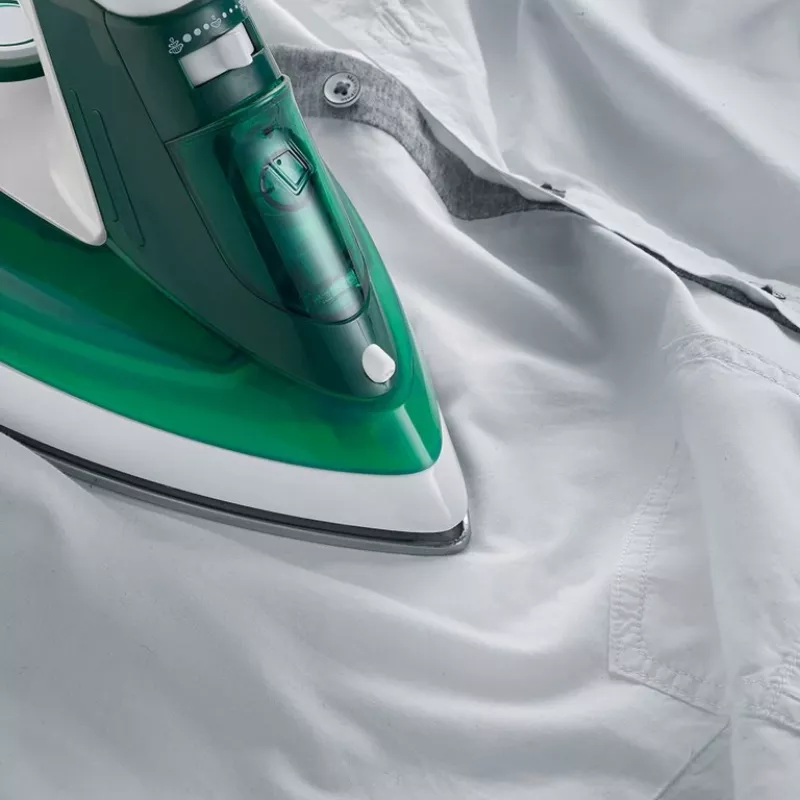 Severin BA 3261 lygintuvas Garinis lygintuvas Keraminis padas 2400 W Balta, Žalia