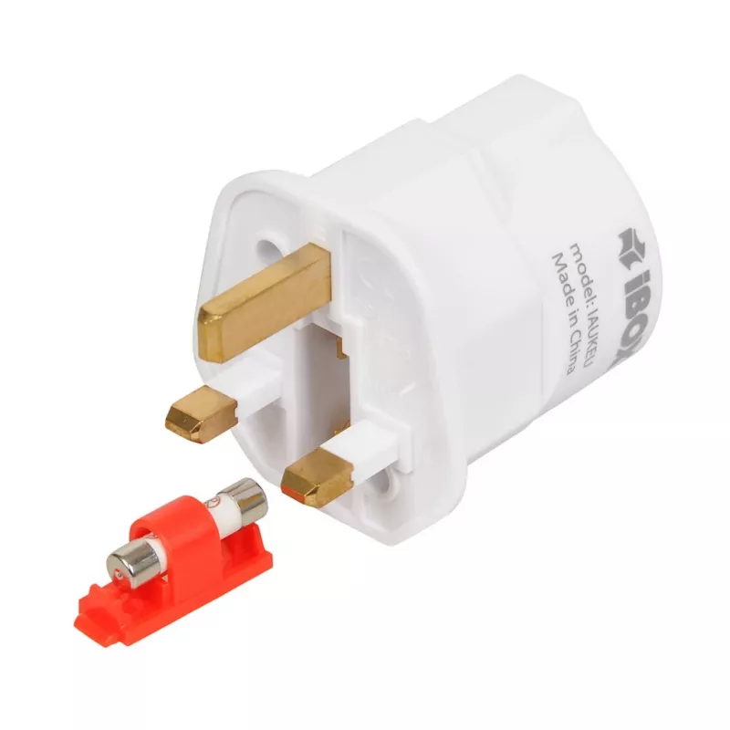 Maitinimo adapteris IBOX iaukeu tinklo įkroviklis su keičiamais UK (G tipo) ir EU (E tipo) kištukais, 100–240V 50/60Hz, 7.5A, baltas