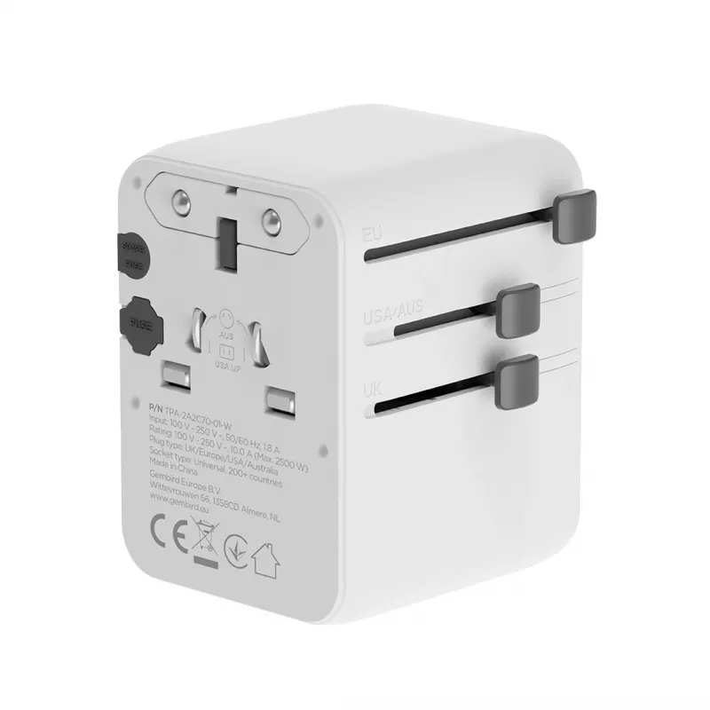 Keliautojų adapteris GEMBIRD TPA-2A3C70-01-W — I tipo kištukas, 3× USB-C (70 W), 2× USB-A (18 W), 100–250 V, baltas