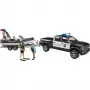 Dodge RAM 2500 policijos pikapas su valtimi