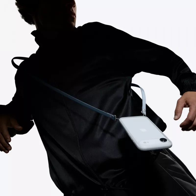 Dirželis Apple Crossbody Strap Oranžinis — ilgis 2,08 m, rPET ir nerūdijantis plienas